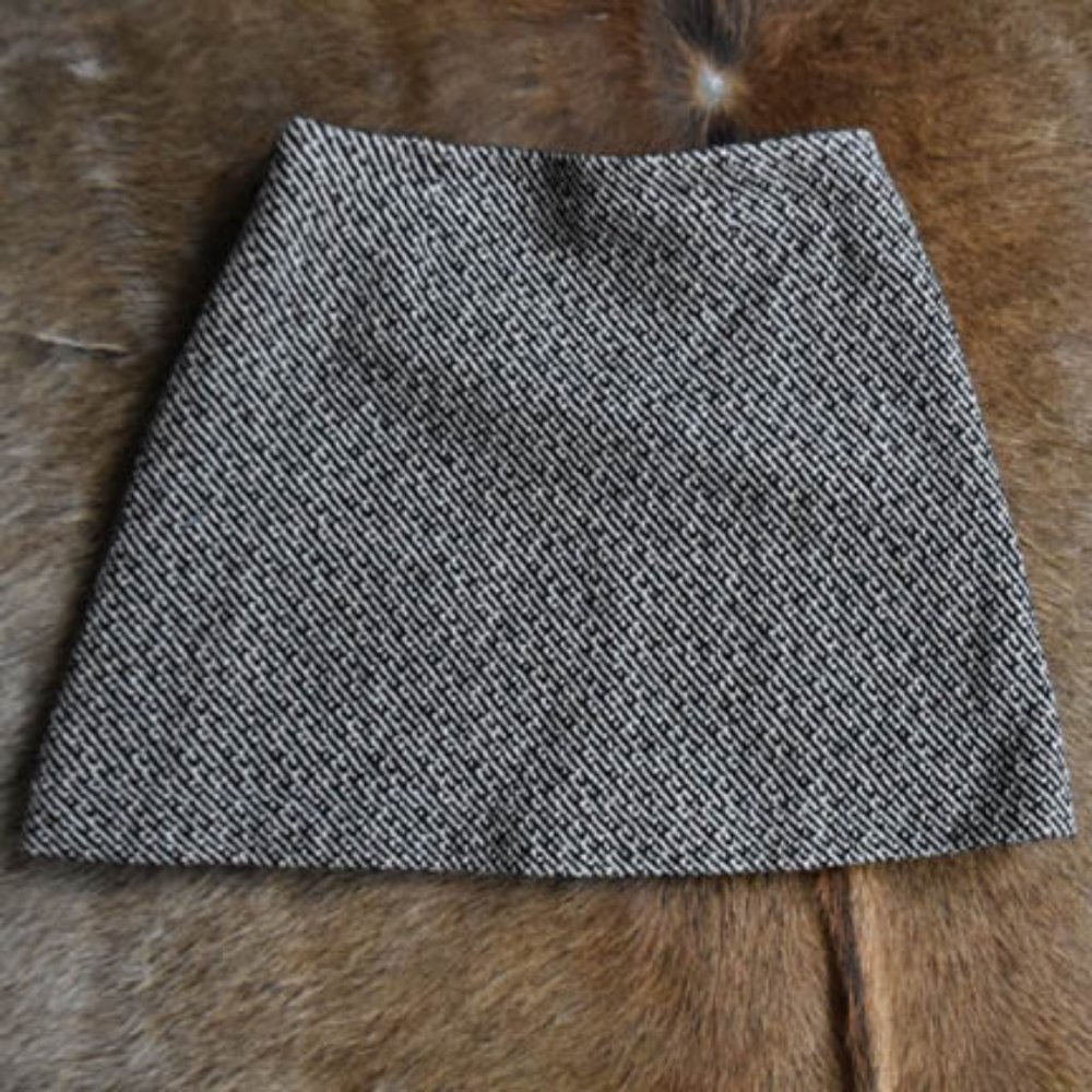 Gap New Herrinbone Wool skirt